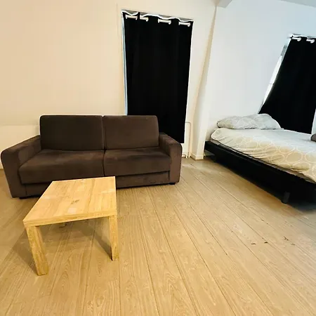 Spacieuses Flats Montaigne Champs Elysee * Paris